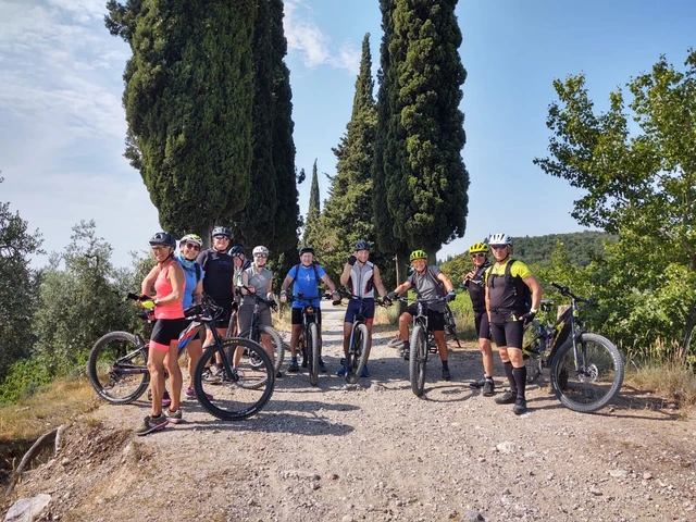 E-Bike/MTB Tour: the historical and archaeological Valtenesi